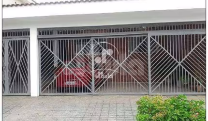 Casa de 202m² à venda em Vila Curuçá, Santo André-SP: 4 quartos, 1 suíte, 1 sala, 4 banheiros e 3 vagas