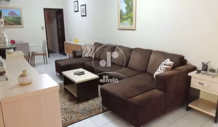Casa à venda em Santo André-SP: 2 quartos, 1 suíte, 1 sala, 2 banheiros, 3 vagas de garagem, 257,00m² na Vila Cecília Maria.
