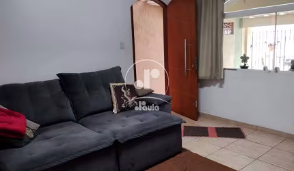 Imperdível oportunidade de casa à venda em Santo André-SP, bairro Jardim Stella - 2 quartos, 1 sala, 1 banheiro, 2 vagas de garagem - 100m²!