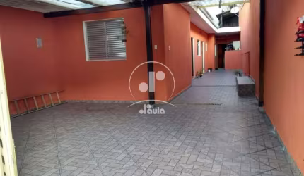 Casa térrea 4 dorms, 3 vagas em Condomínio Maracanã