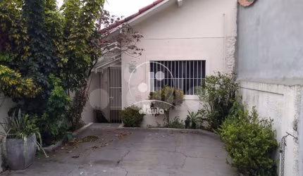Casa térrea a venda com 111m², 1 vaga no Centro de Santo André