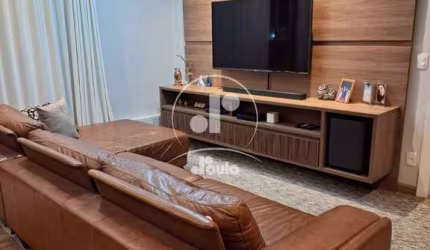 Apartamento espaçoso de 130m² com 3 quartos, 1 suite, sala 3 ambientes e varanda, pronto para morar!