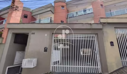 Apartamento a venda com 3 dormitórios, sendo 1 suíte, 2 vagas de garagem na Vila Floresta em Santo André