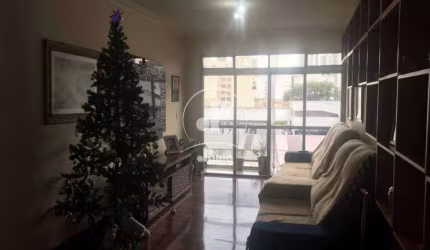 Apartamento a venda com 156m² no Centro de Santo André, 3 dormitórios com 1 suíte e 1 vaga de garagem.