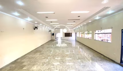 salão a venda com 192m², 2 banheiros, na Vila Pires em Santo André/SP.