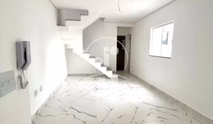 Cobertura de 111m² à venda em Santo André-SP, bairro Santa Maria: 2 quartos, 1 suíte, 3 banheiros e 2 vagas de garagem