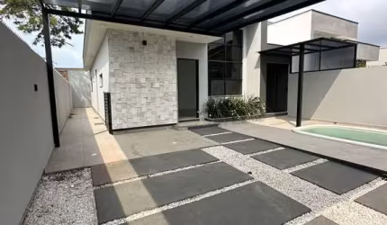 Casa térrea com Piscina - São João do Rio Vermelho