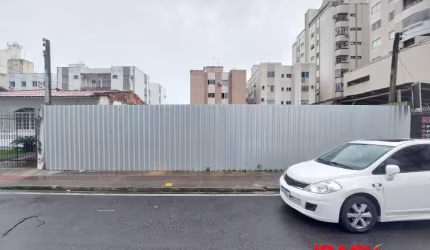 Terreno comercial para alugar na Rua João Batista Derner Neves, 66, Kobrasol, São José, 360 m2 por R$ 2.500