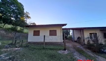 Casa com 2 quartos para alugar na Rua Major Livramento, 1481, Vendaval, Biguaçu, 49 m2 por R$ 1.700