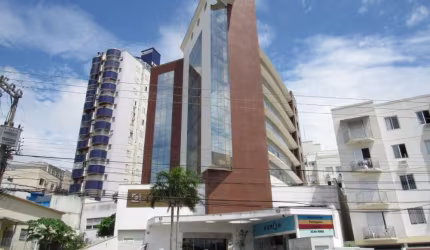 Sala comercial com 1 sala para alugar na Avenida Engenheiro Max de Souza, 906, Coqueiros, Florianópolis, 43 m2 por R$ 2.100