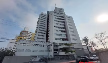 Apartamento com 3 quartos para alugar na Rua Professor Clementino de Brito, 455, Estreito, Florianópolis, 72 m2 por R$ 3.380