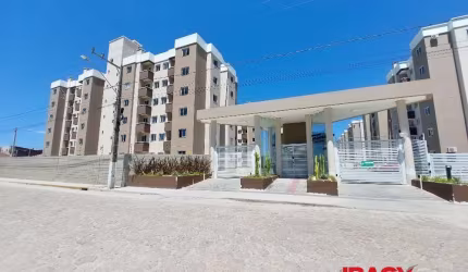 Apartamento com 2 quartos para alugar na Rua Jordelino João da Rosa, 421, Vendaval, Biguaçu, 55 m2 por R$ 1.500