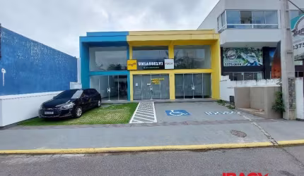 Ponto comercial com 1 sala para alugar na Manoel Sebastiao de Souza, 31, Forquilhinhas, São José, 100 m2 por R$ 5.000