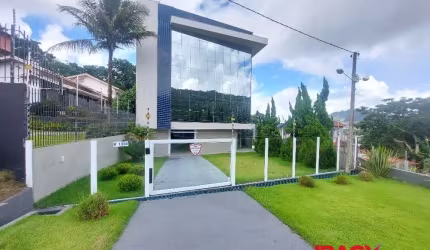 Sala comercial com 1 sala para alugar na Servidão Manoel Libânio da Costa, 469, João Paulo, Florianópolis, 282 m2 por R$ 13.000