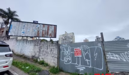 Terreno comercial para alugar na Rua Santo Antônio, 320, Barreiros, São José, 2472 m2 por R$ 4.000