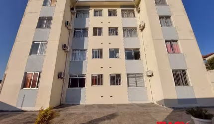 Apartamento com 2 quartos para alugar na Rua Campolino Alves, 1199, Abraão, Florianópolis, 46 m2 por R$ 1.800