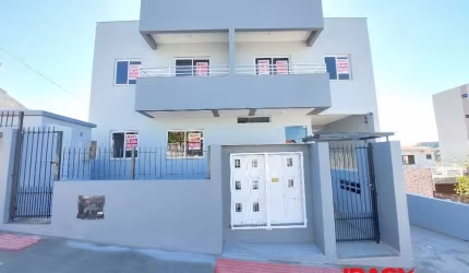 Apartamento com 2 quartos para alugar na Rua Santa Isabel, Picadas do Sul, São José, 65 m2 por R$ 1.900