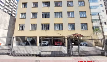 Apartamento com 2 quartos para alugar na Rua Desembargador Arno Hoeschl, 105, Centro, Florianópolis, 47 m2 por R$ 3.200