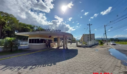 Apartamento com 2 quartos para alugar na Rua Antônio Jovita Duarte, 435, Forquilhas, São José, 60 m2 por R$ 1.200
