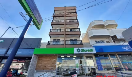 Apartamento com 2 quartos para alugar na Avenida Leoberto Leal, 440, Barreiros, São José, 40 m2 por R$ 2.100