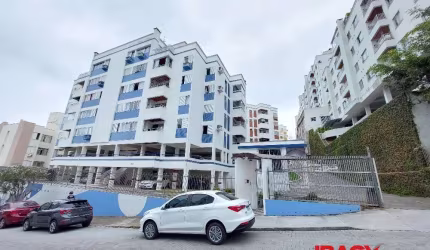 Apartamento com 1 quarto para alugar na Rua Jornalista Tito Carvalho, 155, Carvoeira, Florianópolis, 44 m2 por R$ 2.500