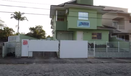 Casa com 4 quartos para alugar na Rua Capitão Amaro Seixas Ribeiro, 378, Santa Mônica, Florianópolis, 165 m2 por R$ 5.500