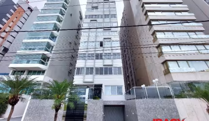 Apartamento com 3 quartos para alugar na Avenida Jornalista Rubens de Arruda Ramos, 1038, Centro, Florianópolis, 211 m2 por R$ 4.800
