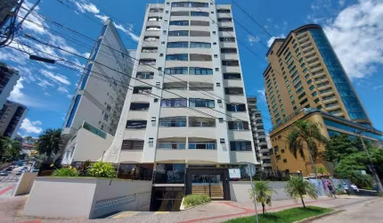 Apartamento com 3 quartos para alugar na Avenida Jornalista Rubens de Arruda Ramos, 2784, Centro, Florianópolis, 132 m2 por R$ 3.900