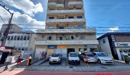 Sala comercial com 2 salas para alugar na Rua Hermogenes Prazeres, 79, Centro, Biguaçu, 30 m2 por R$ 3.900