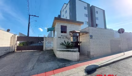 Apartamento com 2 quartos para alugar na Rua Wenceslau Evaristo Silva, 31, Serraria, São José, 46 m2 por R$ 1.400