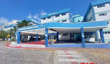 Ponto comercial com 1 sala para alugar na Laudelino Souza Filho, Barreiros, São José, 48 m2 por R$ 5.530