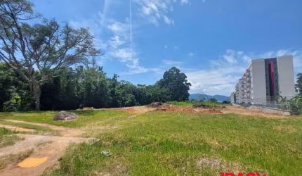 Terreno comercial para alugar na Rodovia BR-101, Praia de Fora, Palhoça, 15898 m2 por R$ 14.000