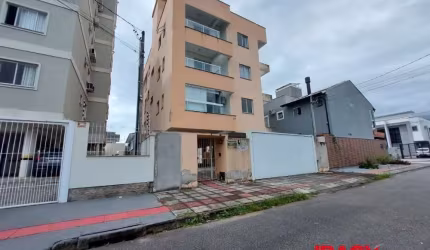 Apartamento com 2 quartos para alugar na Rua Cecilia Maria Espindola, 149, Nova Palhoça, Palhoça, 50 m2 por R$ 1.700