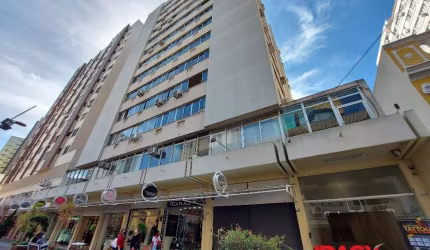 Apartamento com 3 quartos para alugar na Rua Vidal Ramos, 178, Centro, Florianópolis, 99 m2 por R$ 3.000