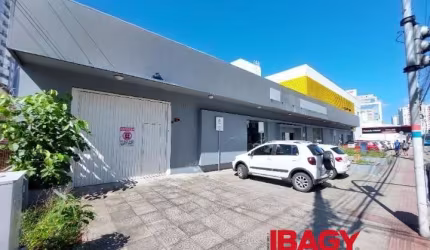 Ponto comercial com 1 sala para alugar na Rua Coronel Pedro Demoro, 1466, Balneário, Florianópolis, 3009 m2 por R$ 120.000