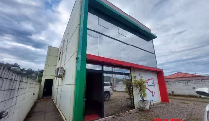 Barracão / Galpão / Depósito com 4 salas para alugar na Marcos Jorge Kreich, 436, Centro, Antônio Carlos, 770 m2 por R$ 10.000