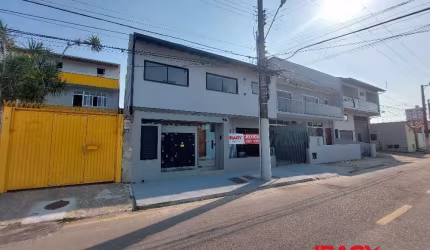 Apartamento com 2 quartos para alugar na Gravatal, 56, Bela Vista, São José, 43 m2 por R$ 1.990