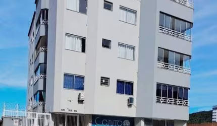 Apartamento com 2 quartos para alugar na Rua João Motta Espezim, 804, Saco dos Limões, Florianópolis, 69 m2 por R$ 3.900