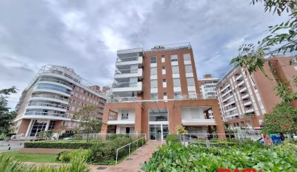 Apartamento com 3 quartos para alugar na Avenida das Universidades, 89, Pedra Branca, Palhoça, 176 m2 por R$ 7.500