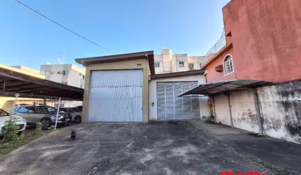 Barracão / Galpão / Depósito para alugar na Rua José Gonzaga Regina Lima, 87, Kobrasol, São José, 194 m2 por R$ 8.000
