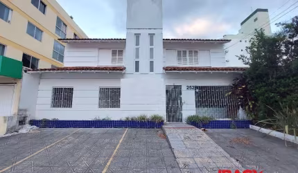Casa para alugar na Rua Presidente Gama Rosa, 252, Trindade, Florianópolis, 192 m2 por R$ 13.500