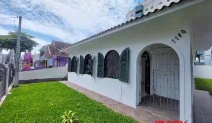 Casa com 3 quartos para alugar na Rua Adhemar da Silva, 1140, Kobrasol, São José, 204 m2 por R$ 10.900