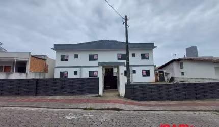Apartamento com 2 quartos para alugar na Valmira Maria de Farias, 56, Bela Vista, Palhoça, 49 m2 por R$ 1.600