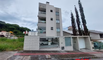 Apartamento com 2 quartos para alugar na Rua Arnoldo Vermohlen, 93, Forquilhinhas, São José, 68 m2 por R$ 2.000