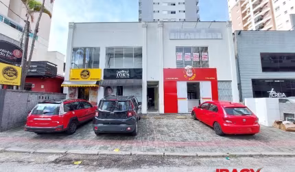 Sala comercial com 2 salas para alugar na Rua Caetano José Ferreira, 426, Kobrasol, São José, 56 m2 por R$ 2.200