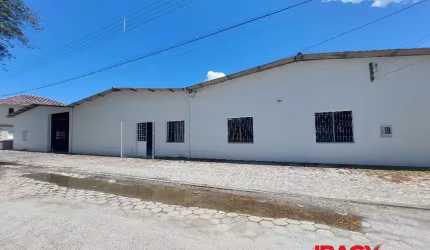 Barracão / Galpão / Depósito com 2 salas para alugar na Rua Raulino Steinmetz, 150, Centro, Palhoça, 700 m2 por R$ 12.000