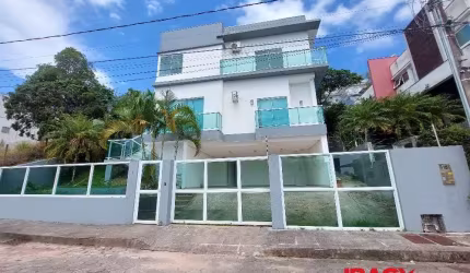 Casa em condomínio fechado com 5 quartos para alugar na Rua Vera Linhares de Andrade, 2148, Córrego Grande, Florianópolis, 377 m2 por R$ 13.000