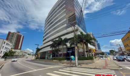 Sala comercial com 2 salas para alugar na Rua Doutor Heitor Blum, 310, Estreito, Florianópolis, 95 m2 por R$ 6.450