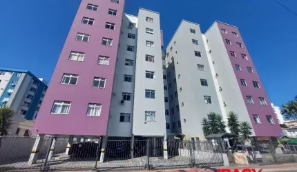 Apartamento com 3 quartos para alugar na Rua Nelson Silva, 36, Barreiros, São José, 65 m2 por R$ 2.500