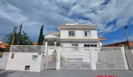 Casa com 4 quartos para alugar na Rua Tobias Barreto, 52, Balneário, Florianópolis, 450 m2 por R$ 16.000